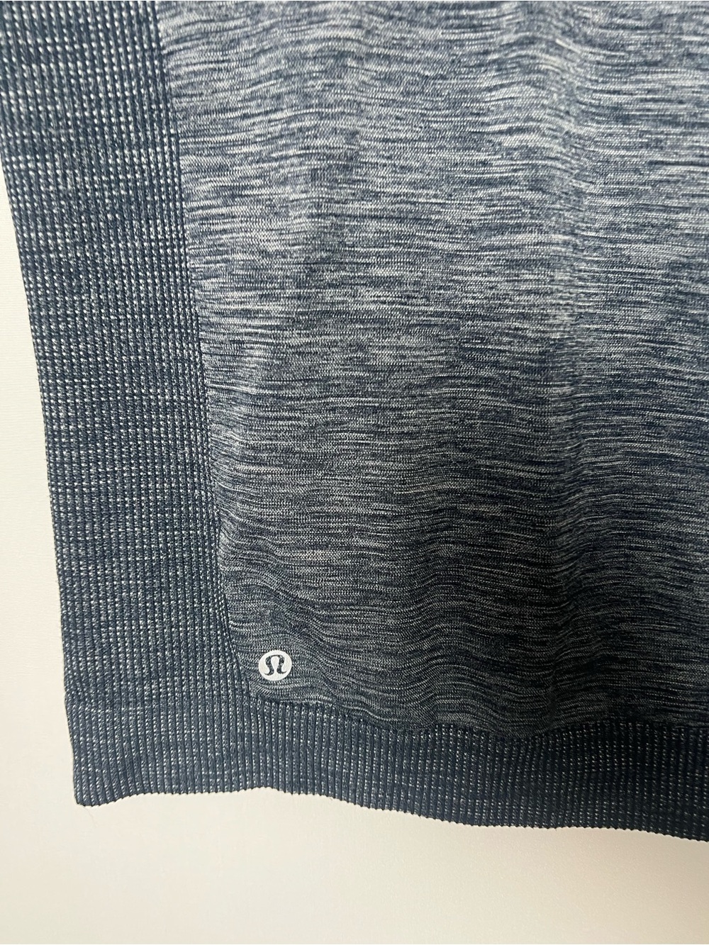 Lululemon Swiftly Wool Blend Half Zip Hoodie Blue White Long Sleeve Size S/M - Picture 6 of 6